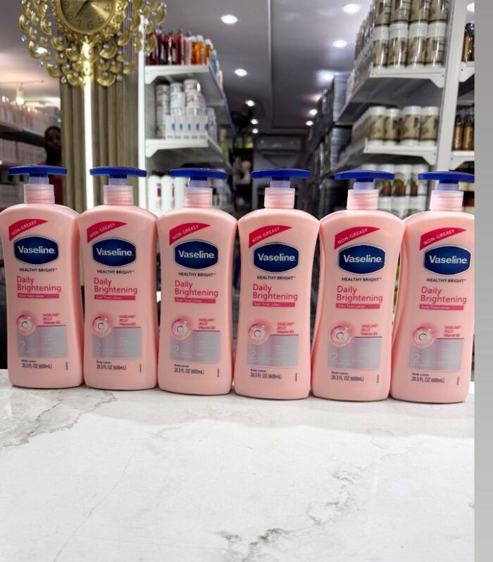 Vasline brightening body crème