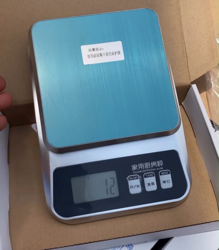 Electronic flat scale